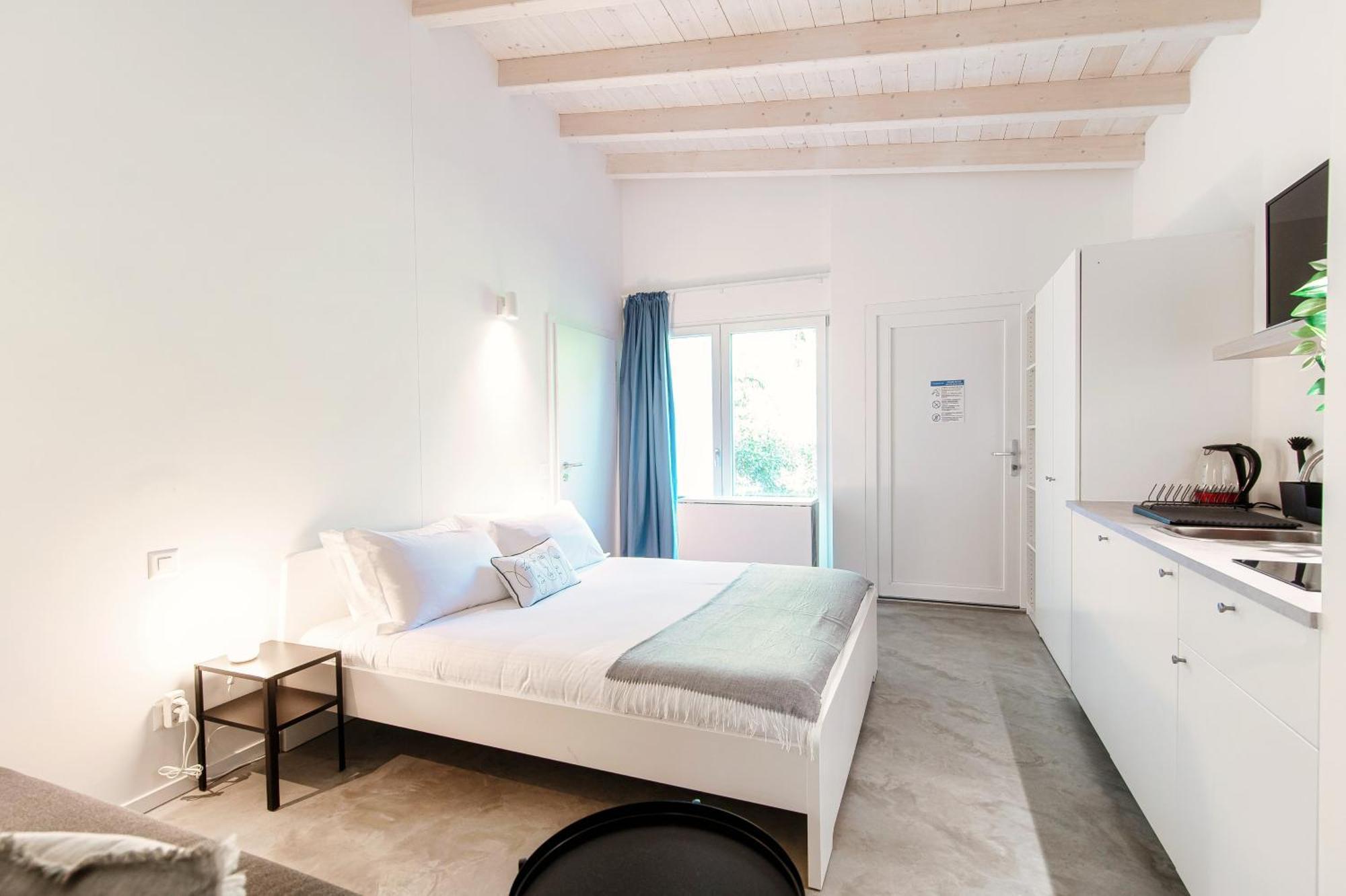Le Betulle Studios By Quokka 360 - Studio Apartments By The Origlio Lake Exterior foto