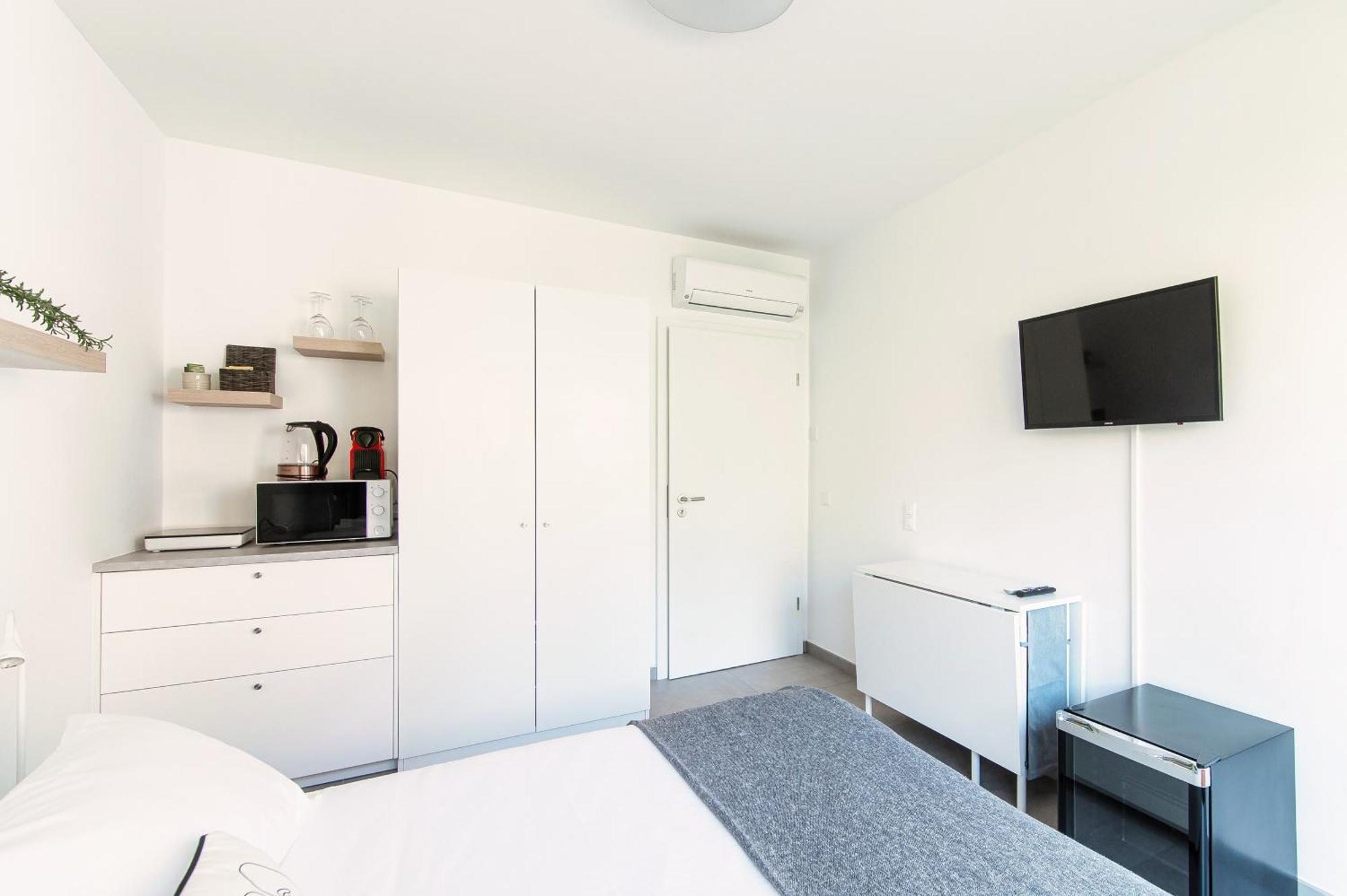 Le Betulle Studios By Quokka 360 - Studio Apartments By The Origlio Lake Exterior foto